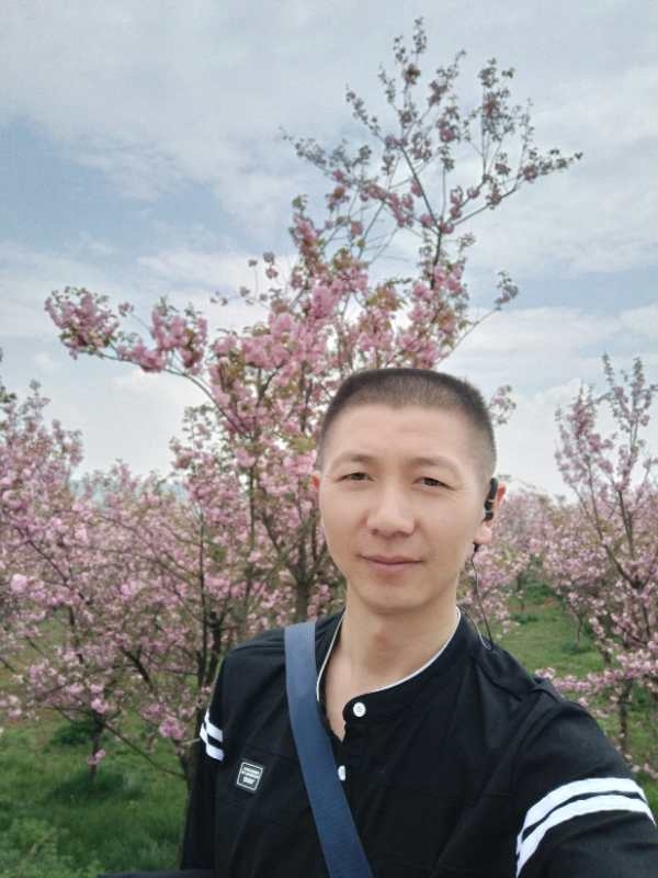 只有真名的第一张照片--黔南认干亲服务网